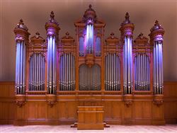 Музыканты собирают деньги на спасение органа Московской консерватории
