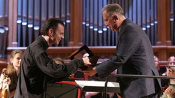 Дар Курентзису от «Галереи Михайлов»