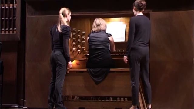 Sergei Prokofiev — Jean Guillou. Toccata in D minor, op. 11. Perf. by Olesya Kravchenko (organ)