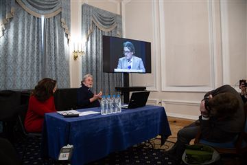 Презентация сборника трудов Карла Дальхауса