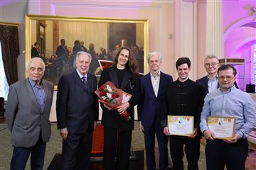 Вручение специальных призов консерватории победителям Второго конкурса Рахманинова