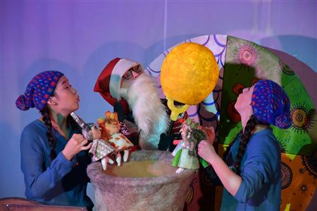 A New-year concert and puppet show for children