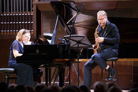 «Re:Fórmers». Открытие