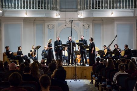 “Con i passaggi. The art of diminutions”