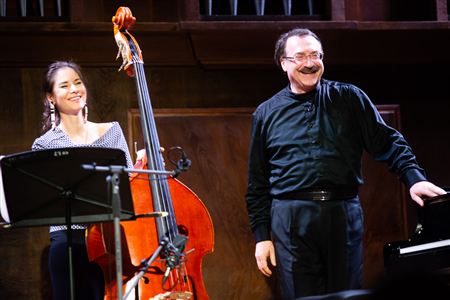 Daniel Kramer (piano) & Darya Chernakova (double-bass)