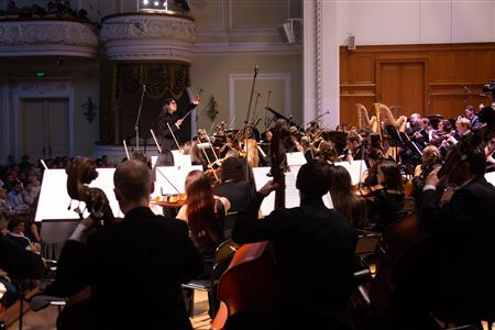 <i>The “dynasty” of the Yurovskys</i>