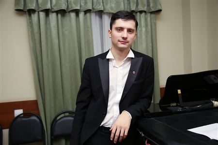 Recital of the pianist Nikolai Kuznetsov at the Small Hall