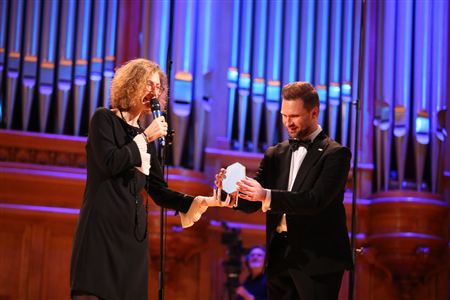 “The Organ in the Mirror of Ages”