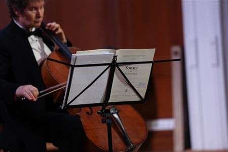 Кирилл Родин (виолончель)