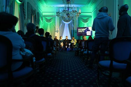 Public talk перед концертом «Под напряжением»