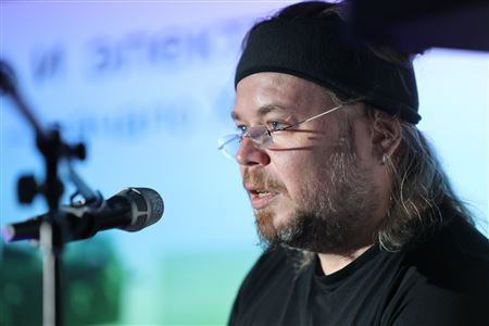 Лекция Олега Макарова «История и эстетика электроакустической музыки»