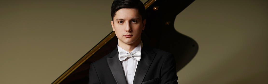 Николай Кузнецов (фортепиано)