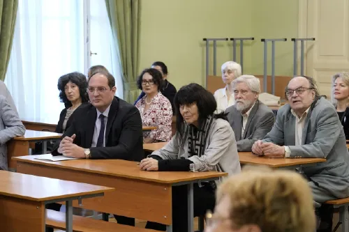 Награждение педагогов, концертмейстеров сотрудников