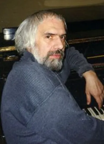 Михаил Оленев