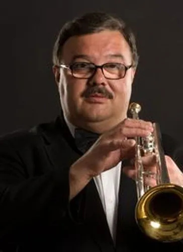 Юрий Власенко