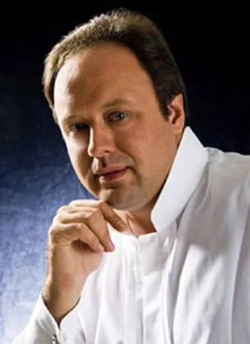 Александр Гиндин