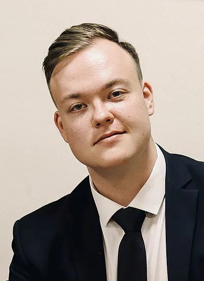 Алексей Комаров