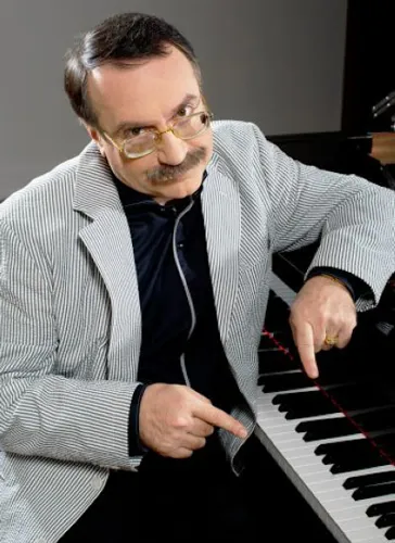 Даниил Крамер