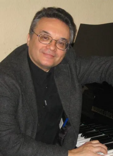 Алексей Мартынов
