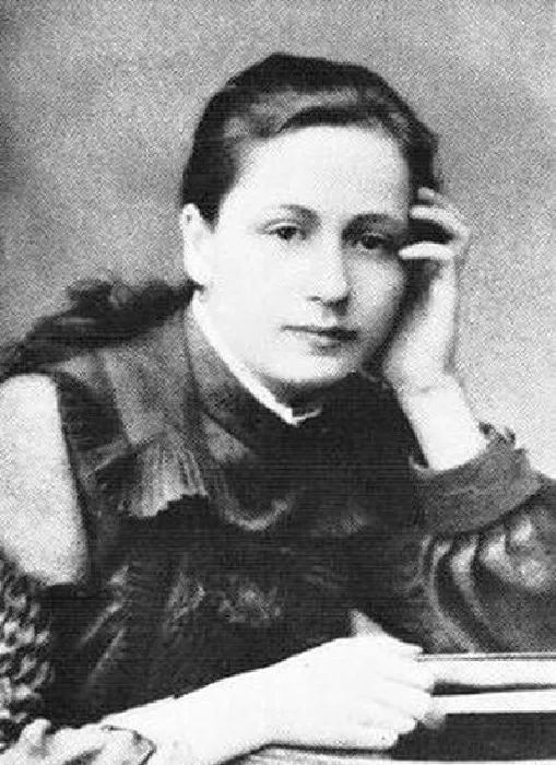 Isakovich (Skryabina) Vera