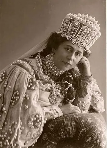 Nezhdanova Antonina