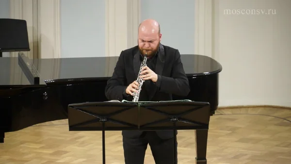 Heinz Holliger. <i>Studie II</i> for Oboe (1981).