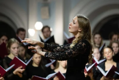 Р. Леденёв, сл. Н. Клюева, Клюевский триптих «Родное», из цикла «Русские картины» (тетрадь III). Дирижёр Бойчук Лидия (преподаватель А.К. Куликова)