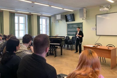 Мастер-класс: Ритмическое сольфеджио (работа с вокалистами 1 курса). Преподаватель Московской государственной консерватории имени П. И. Чайковского Сонкина Екатерина Александровна