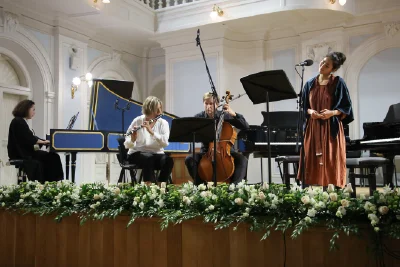 Лучано Берио. «Yesterday» (аранжировка для голоса и ансамбля). Исполняют Елизавета Миллер (клавесин), Ольга Ивушейкова (флейта), Игорь Бобович (виолончель), Алиса Тен (сопрано)