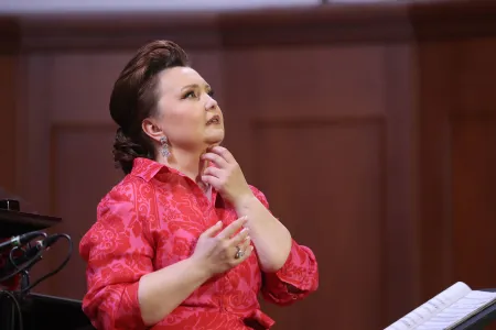 Альбина Шагимуратова, сопрано