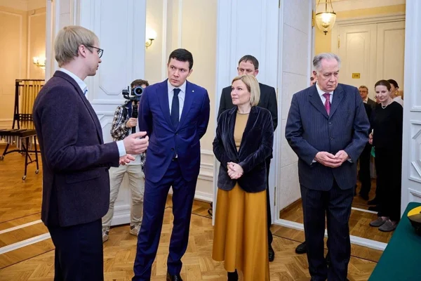 Совещание, посвящённое развитию производства музыкальных инструментов в России