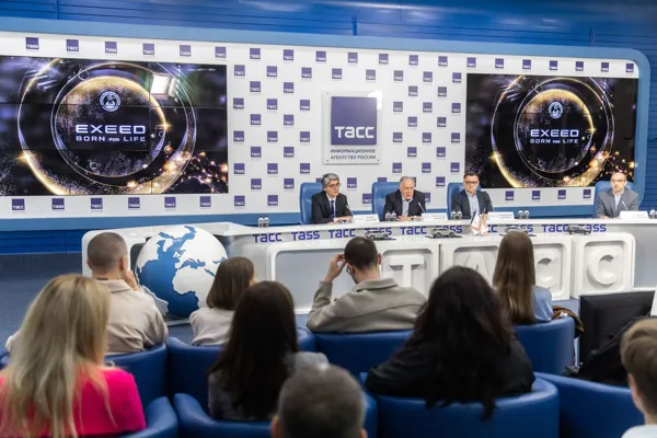 На пресс-конференции в ТАСС.