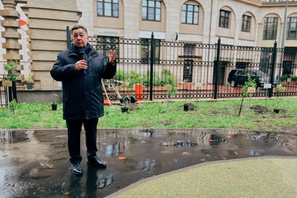 Генеральный директор, заслуженный деятель искусств РФ, член Общественной палаты РФ Михаил Брызгалов.