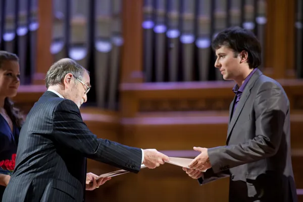 Диплом лауреата II премии конкурса по специальности «флейта» получает Сергей Журавель (Россия).
