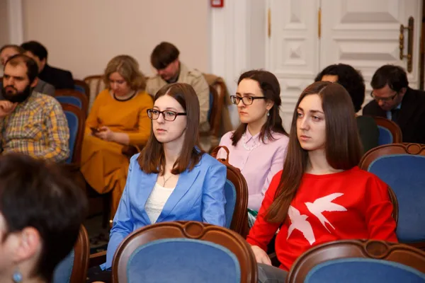 В конференц-зале Московской консерватории под эгидой Научно-творческого центра современной музыки при поддержке Гёте-института в Москве прошёл Музыкальный симпозиум «РЕФОРМАЦИЯ / PERESTROIKA».