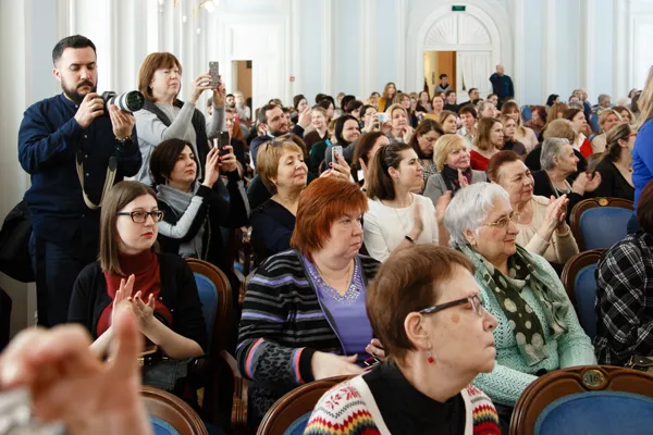 В Рахманиновском зале Московской консерватории состоялась творческая встреча с президентом ГМИИ имени А.С. Пушкина Ириной Антоновой в день её 96-летия.