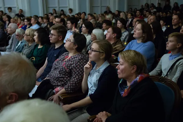 «Великие страницы русской музыки ХХ столетия». В Рахманиновском зале консерватории аншлаг