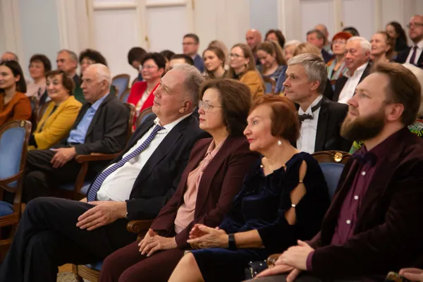В честь 70-летия ректора Московской консерватории, Заслуженного деятеля искусств РФ, доктора искусствоведения, профессора Александра Сергеевича Соколова. Рахманиновский зал консерватории