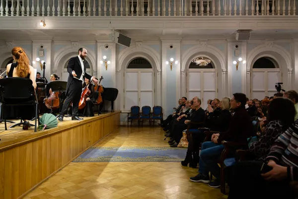 Концерт «Leggiero orchestra», художественный руководитель и главный дирижёр — Джереми Уолкер