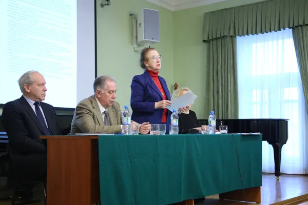 Выступает председатель отчетно-выборной конференции Мураталиева Суфия Гафутдиновна