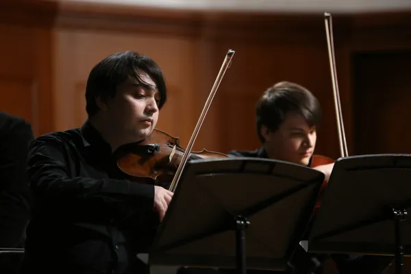 Даниил Коган (скрипка), Фёдор Безносиков (скрипка)