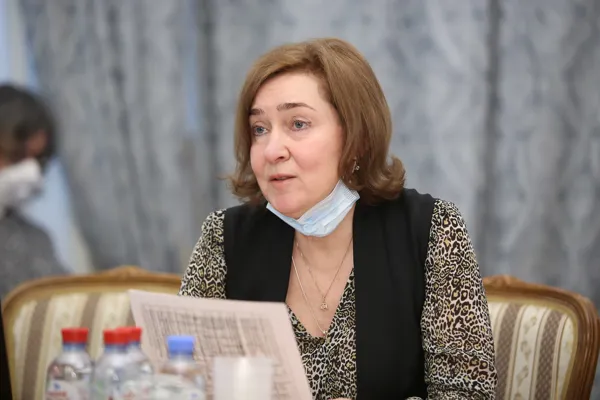 Марианна Сергеевна Высоцкая отвечает на вопросы к докладу