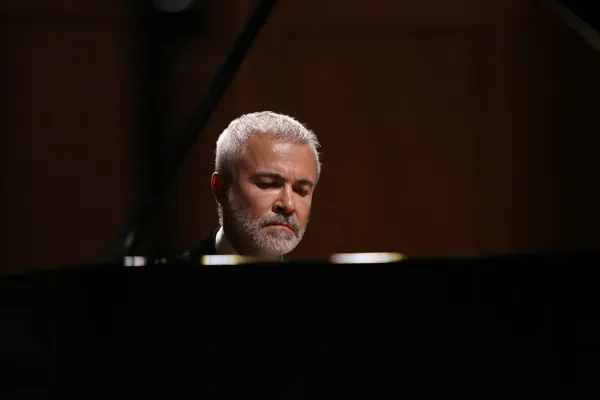 П. Чайковский. «Времена года», соч. 37-bis. Исполняет Павел Нерсесьян (фортепиано)