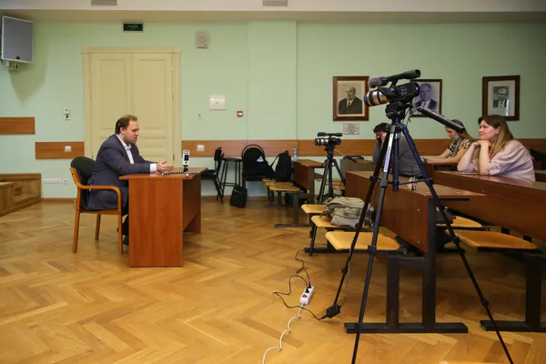 «Должна ли музыка быть сложной». Рассказывает композитор, пианист, художественный руководитель СТАМ-фестиваля Алексей Евгеньевич Чернов