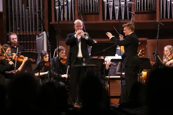 Валерий Кикта. «Concerto militare», концерт для трубы, органа, струнного оркестра и ударных. Памяти профессора Московской консерватории, трубача Алексея Чумова (2018). Исполняет струнная группа Симфонического оркестра Московской консерватории, дирижёр — Юрий Демидович. Солист Андрей Дёмин (труба)
