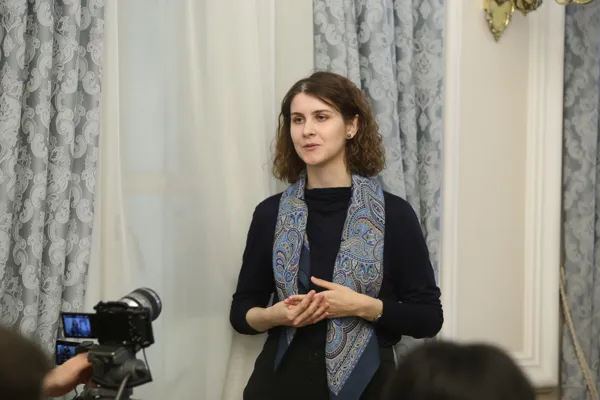 Приветствия лауреатов конкурсов прошлых лет. Руководитель СНТО, студентка 5 курса научно-композиторского факультета Анастасия Хлюпина