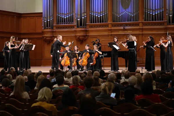 С. Барбер – Adagio для струнных, соч. 11. Исполняет Камерный оркестр «Rise Orchestra», художественный руководитель и дирижер – Богдан Радич