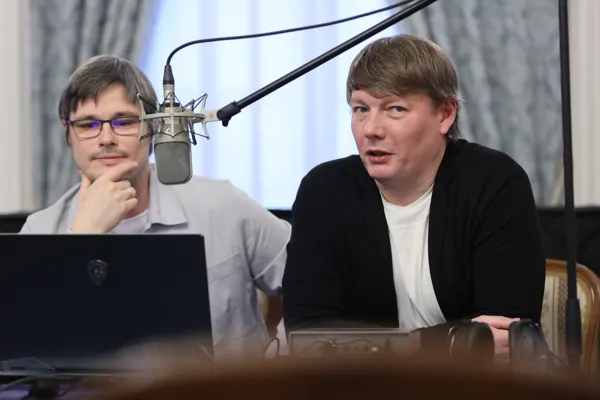 Выступает доктор искусствоведения, доцент, композитор Артем Васильев
