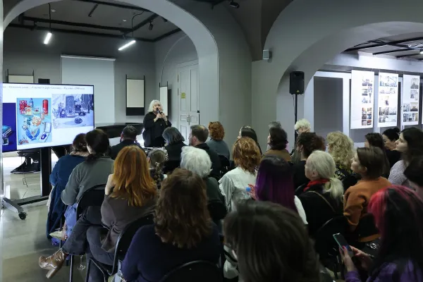 Первая лекция «Опера и ароматы» в рамках музыкально-парфюмерного проекта «Тайны нот и аккордов».

