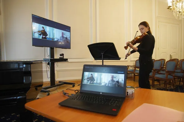 Online Master Classes by the Leading Teachers from Germany